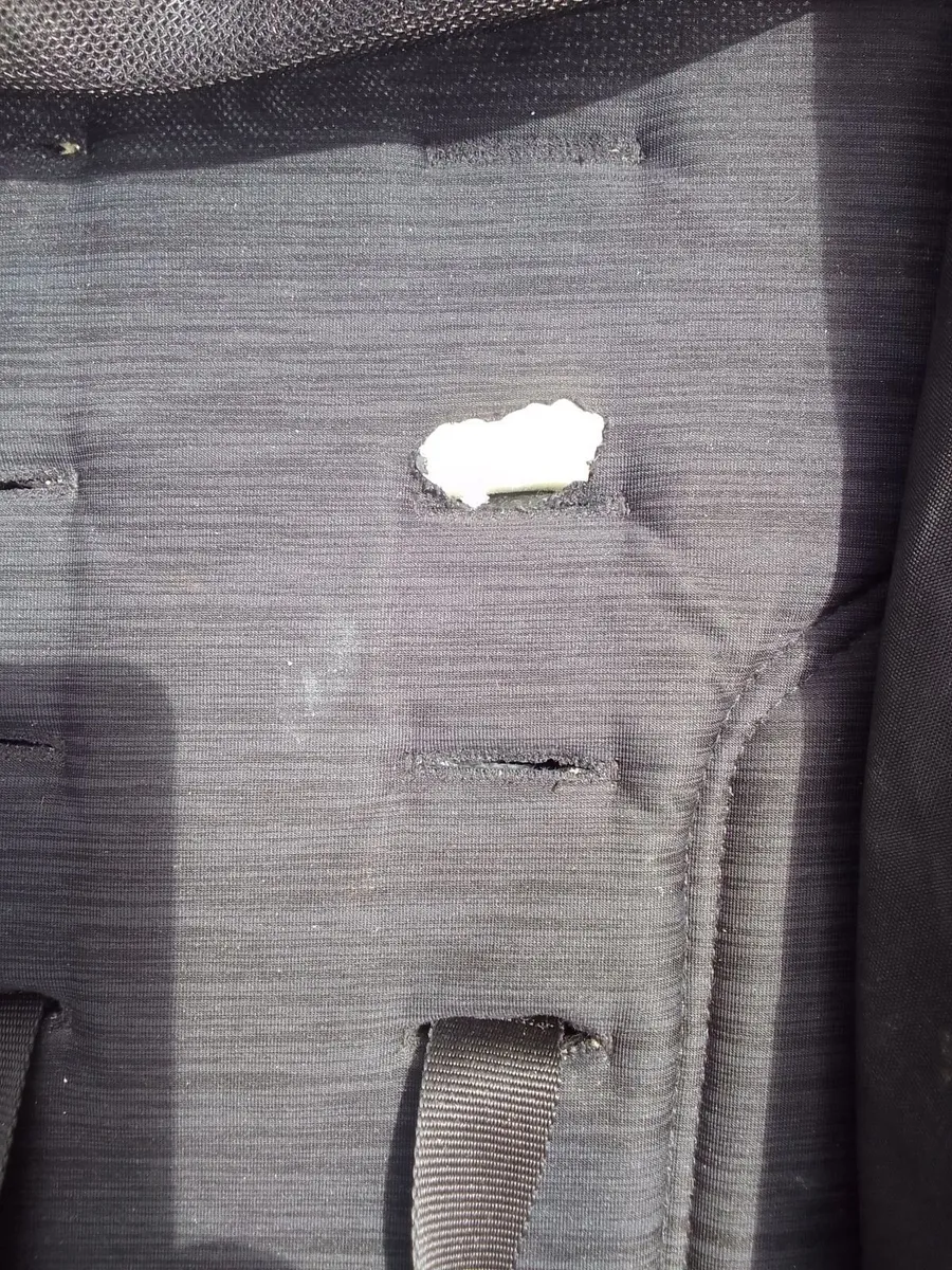 baby jogger  for sale (small tear in picture 2) - Image 2