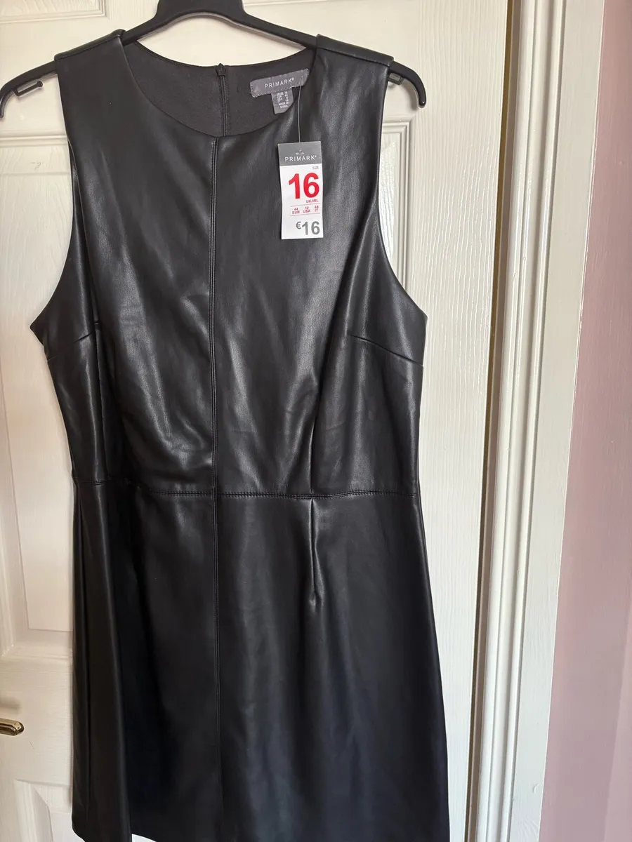 Ladies dress - Image 3