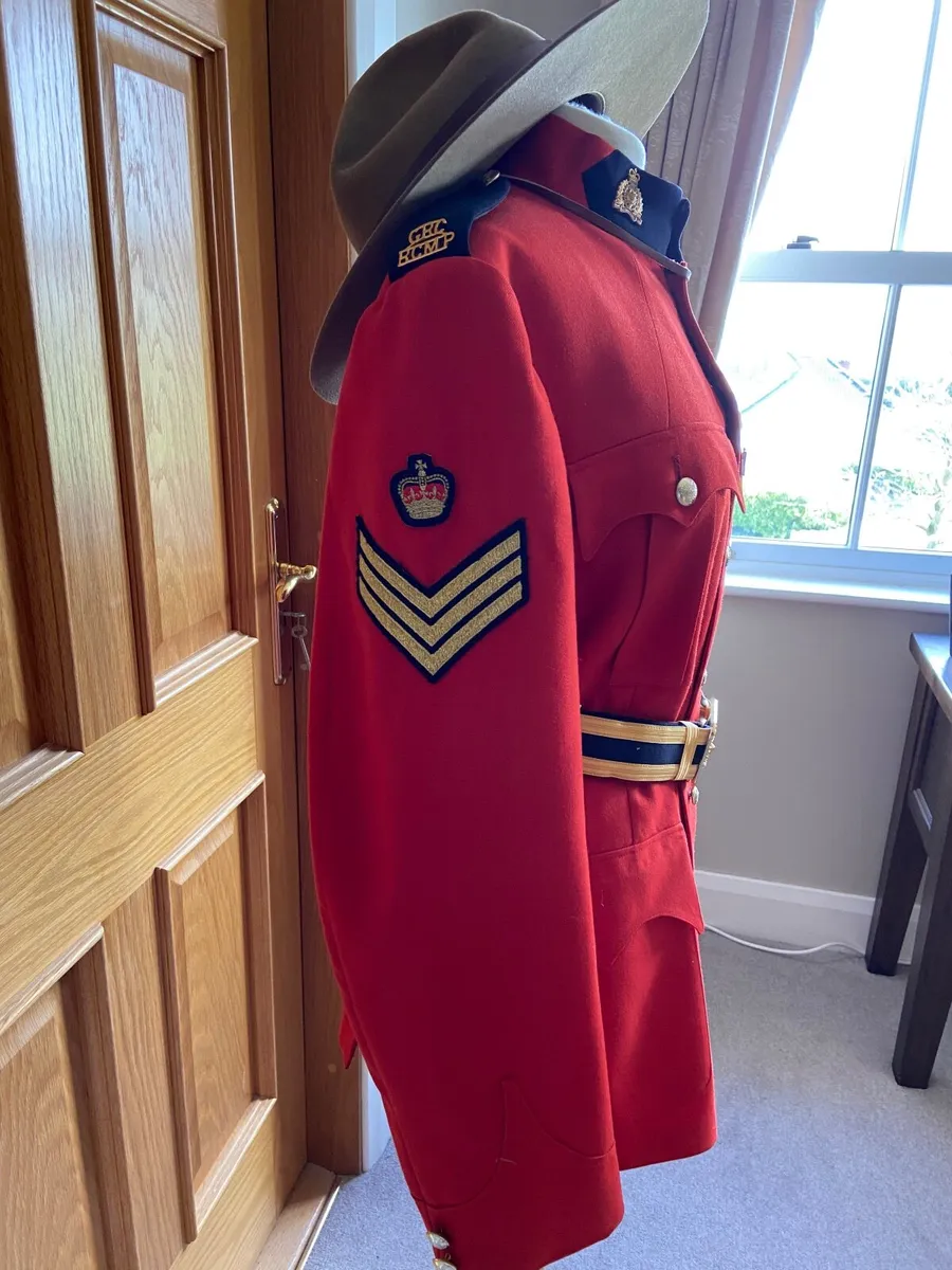 Police uniform - Image 2