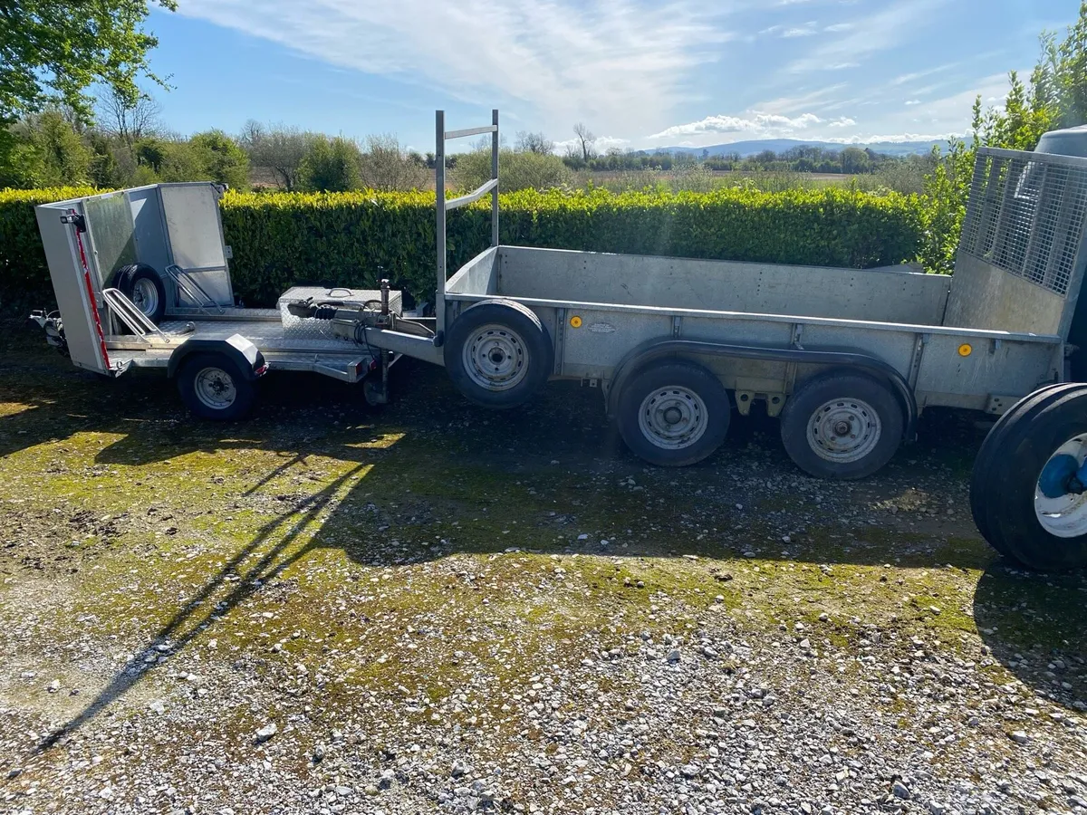 Tractors and trailers - Image 4