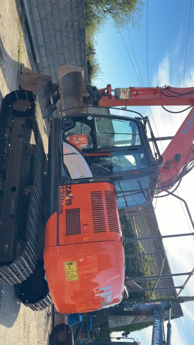 Hitachi 130-5b )2016 - Image 2