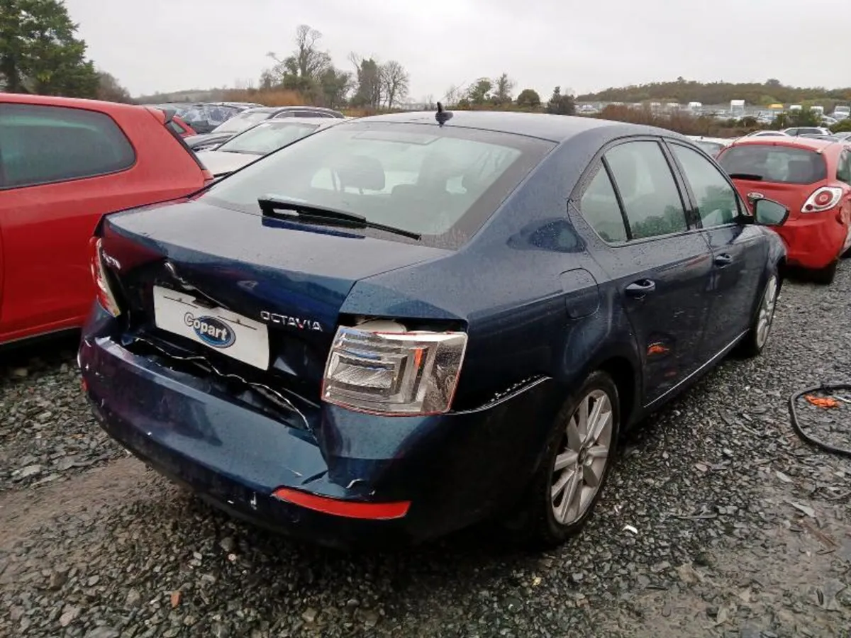 2013 Skoda Octavia 2.0TDI BREAKING / PARTS - Image 3