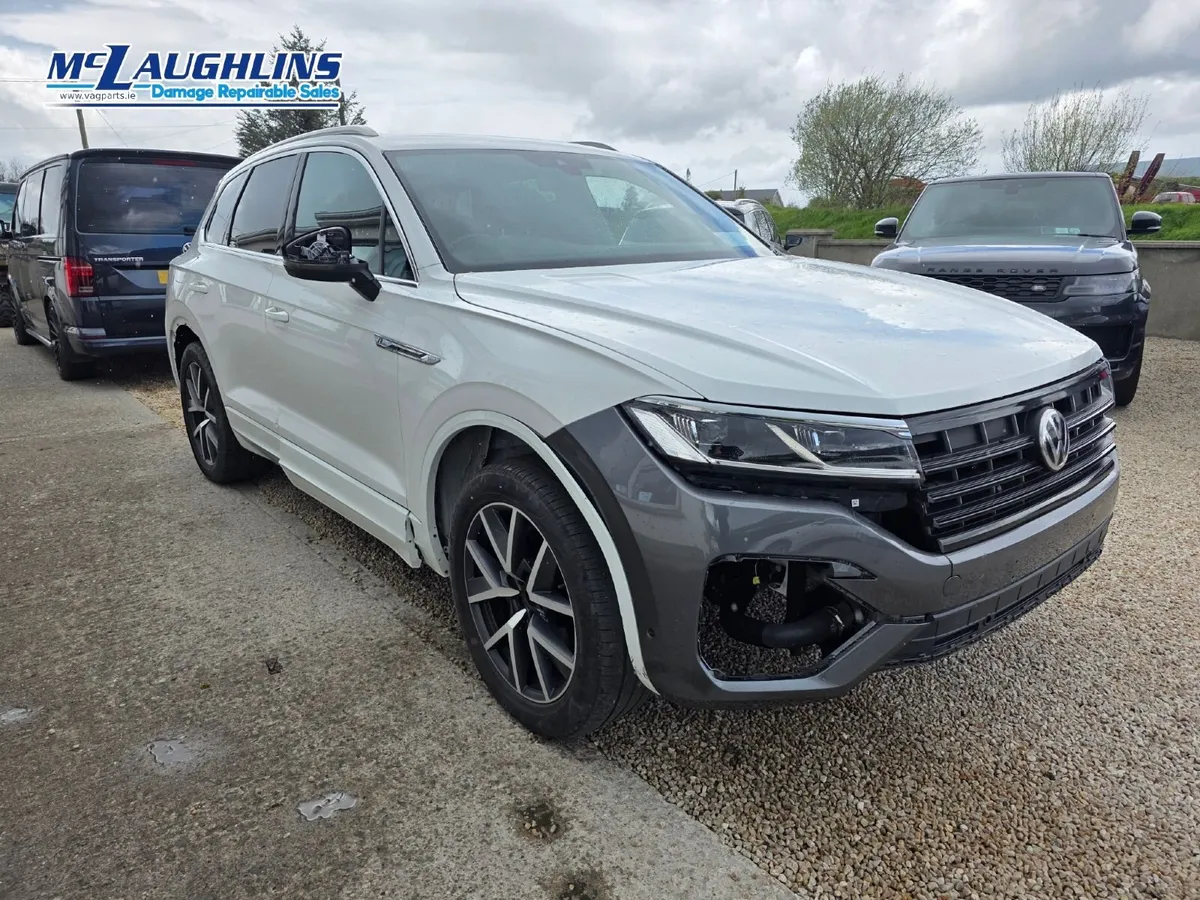 VW Touareg 2019 White 3.0 Tdi V6 R Line - Image 2