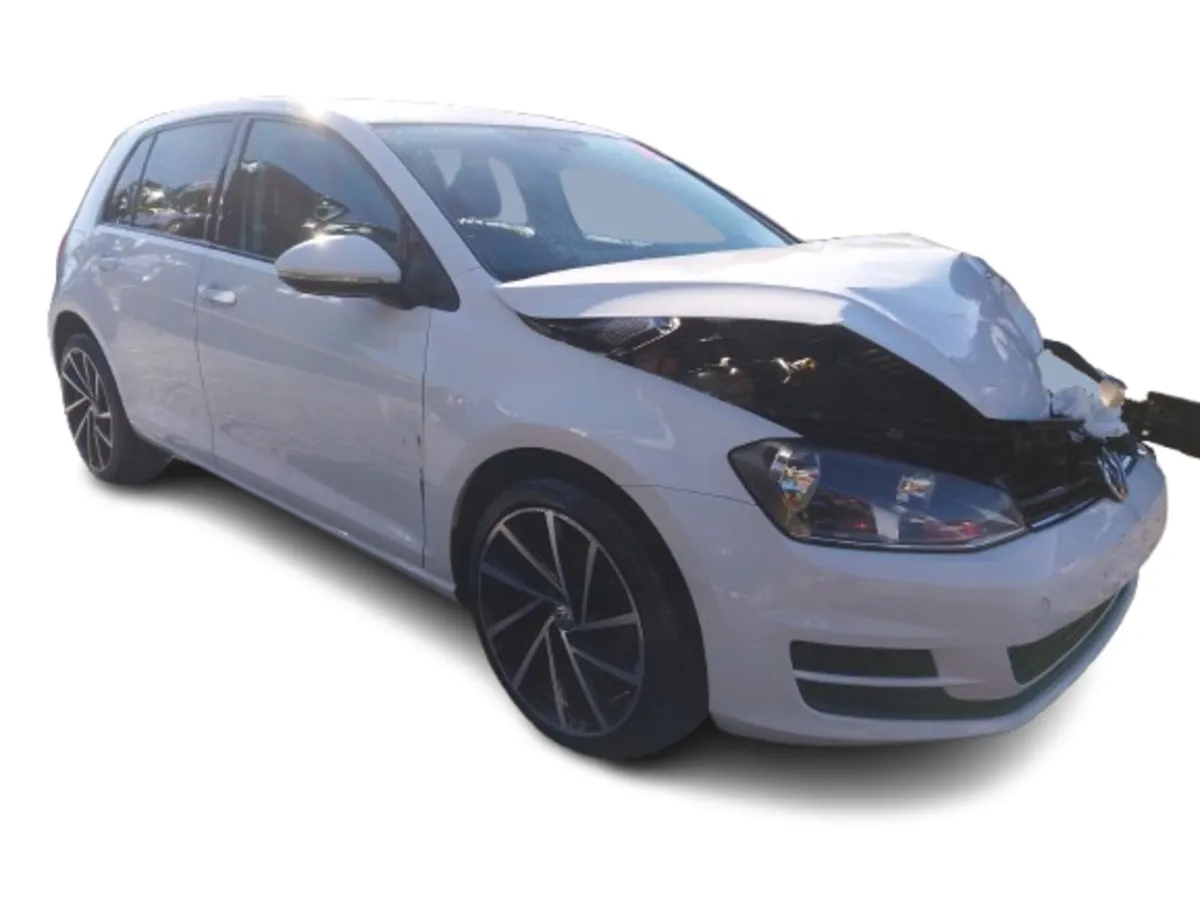 2013 VOLKSWAGEN GOLF For Breaking/Dismantling - Image 1