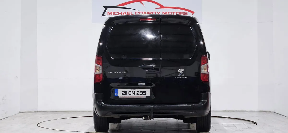 Peugeot Partner BLUE- FINANCE AVAILABLE - Image 4