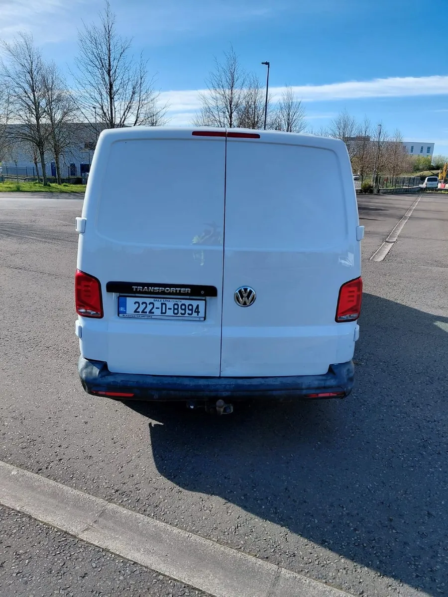 Volkswagen Transporter 2022 - Image 3