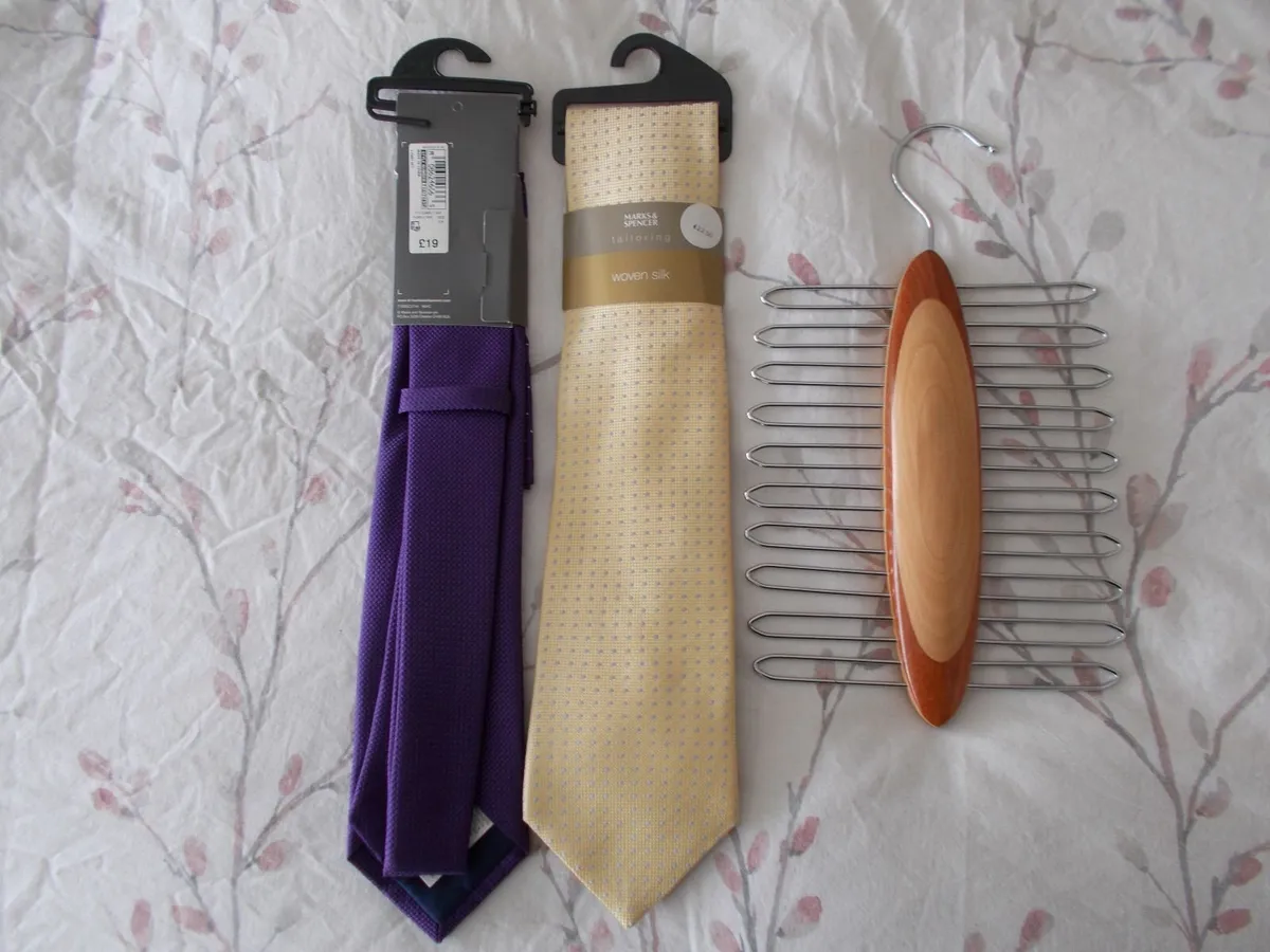 Lot of 24 Men's Ties  ***All New*** - Image 4