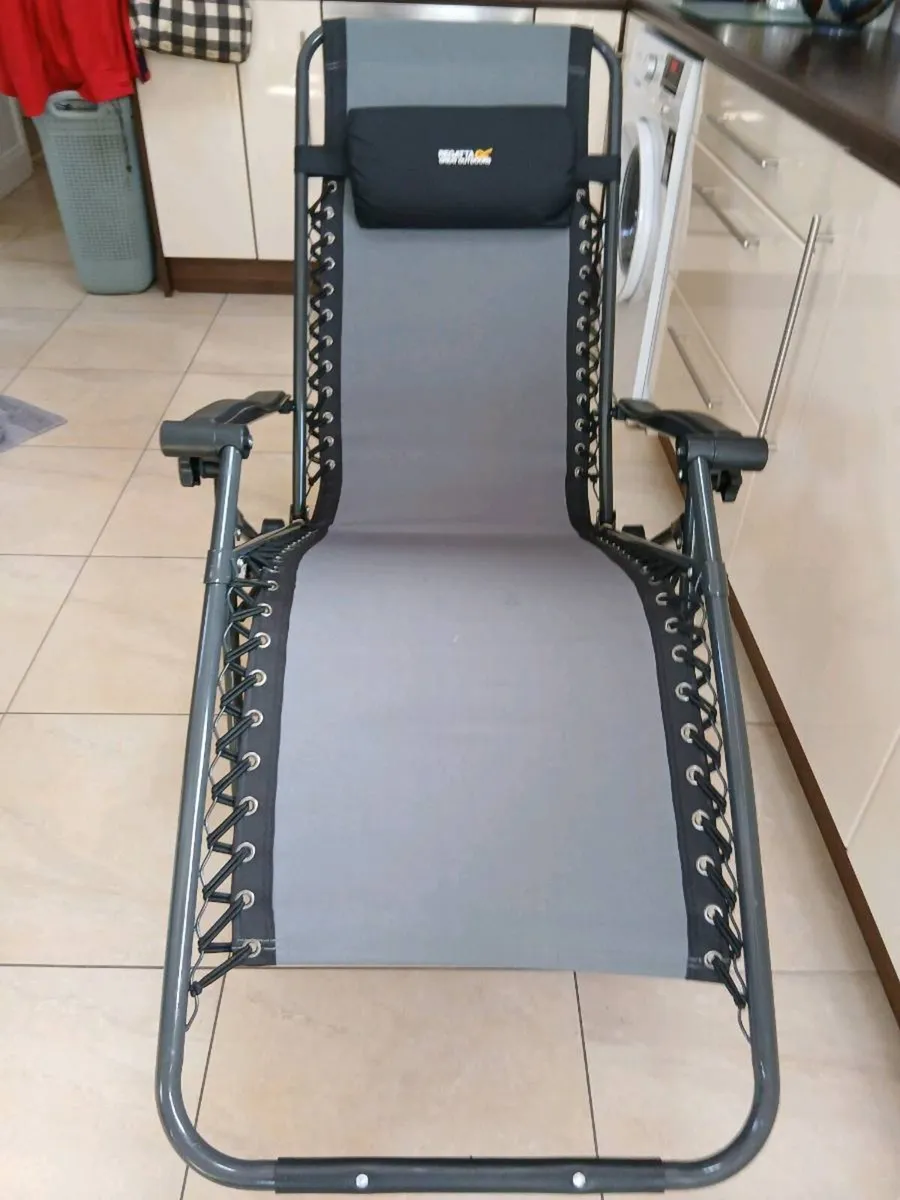 REGATTA FULL LENGHT FOLDING CHAIRS   X   2 - Image 1