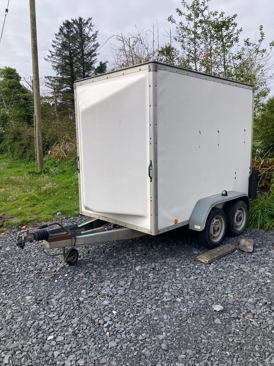 Tow a van trailer - Image 1