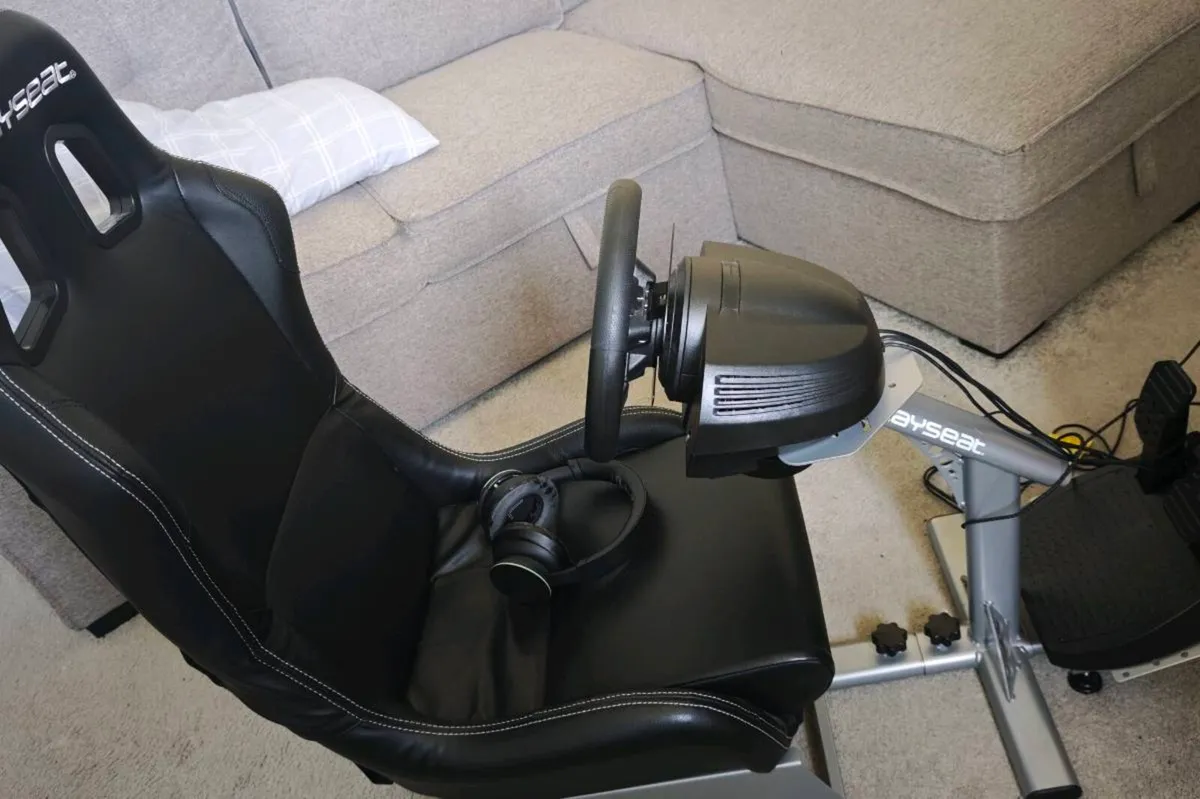 Racing seat - Image 2