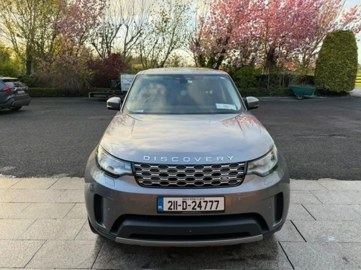 Land Rover Discovery 2021 - Image 1