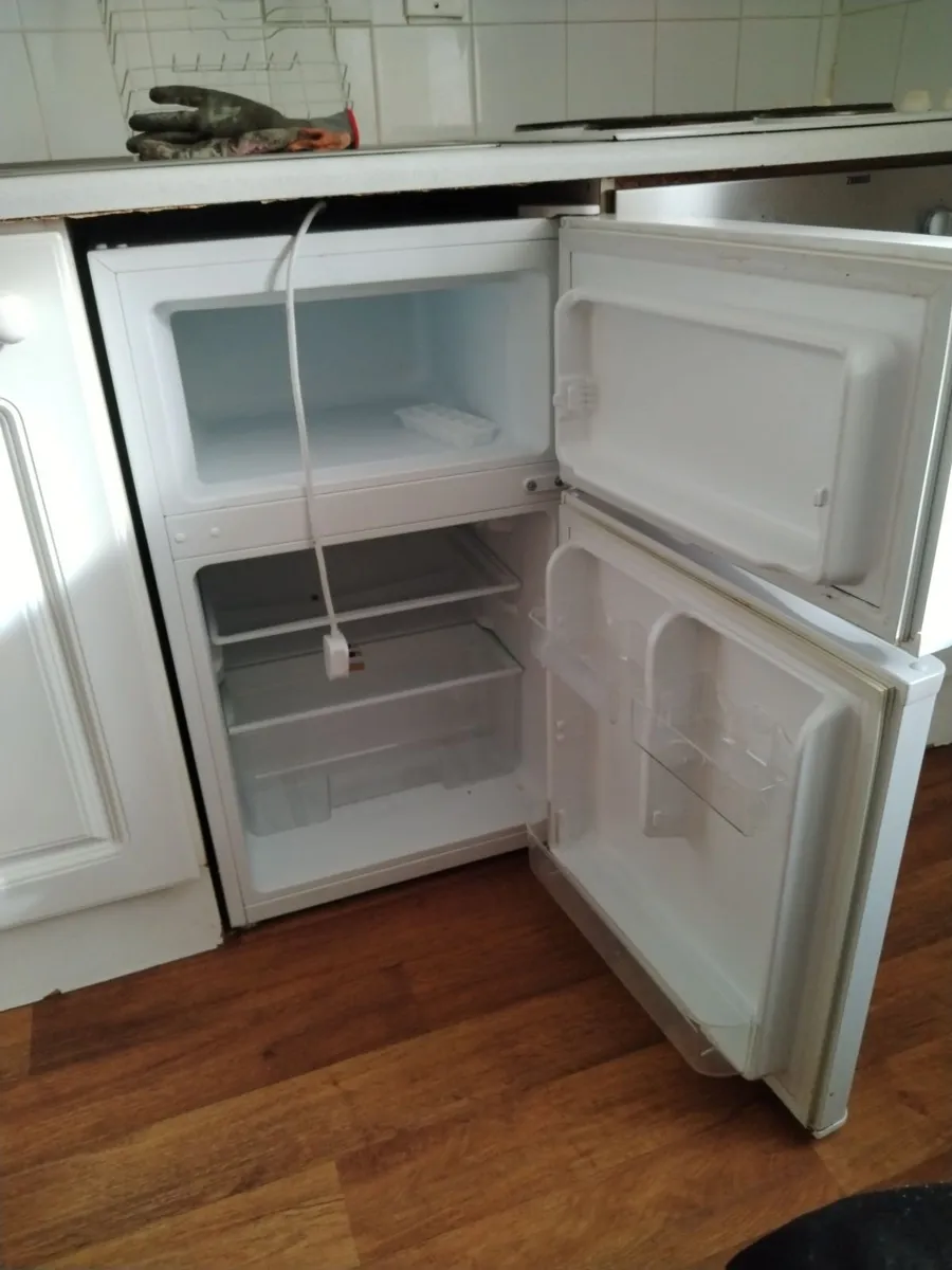 4* Undercounter Fridge Freezers - Image 2