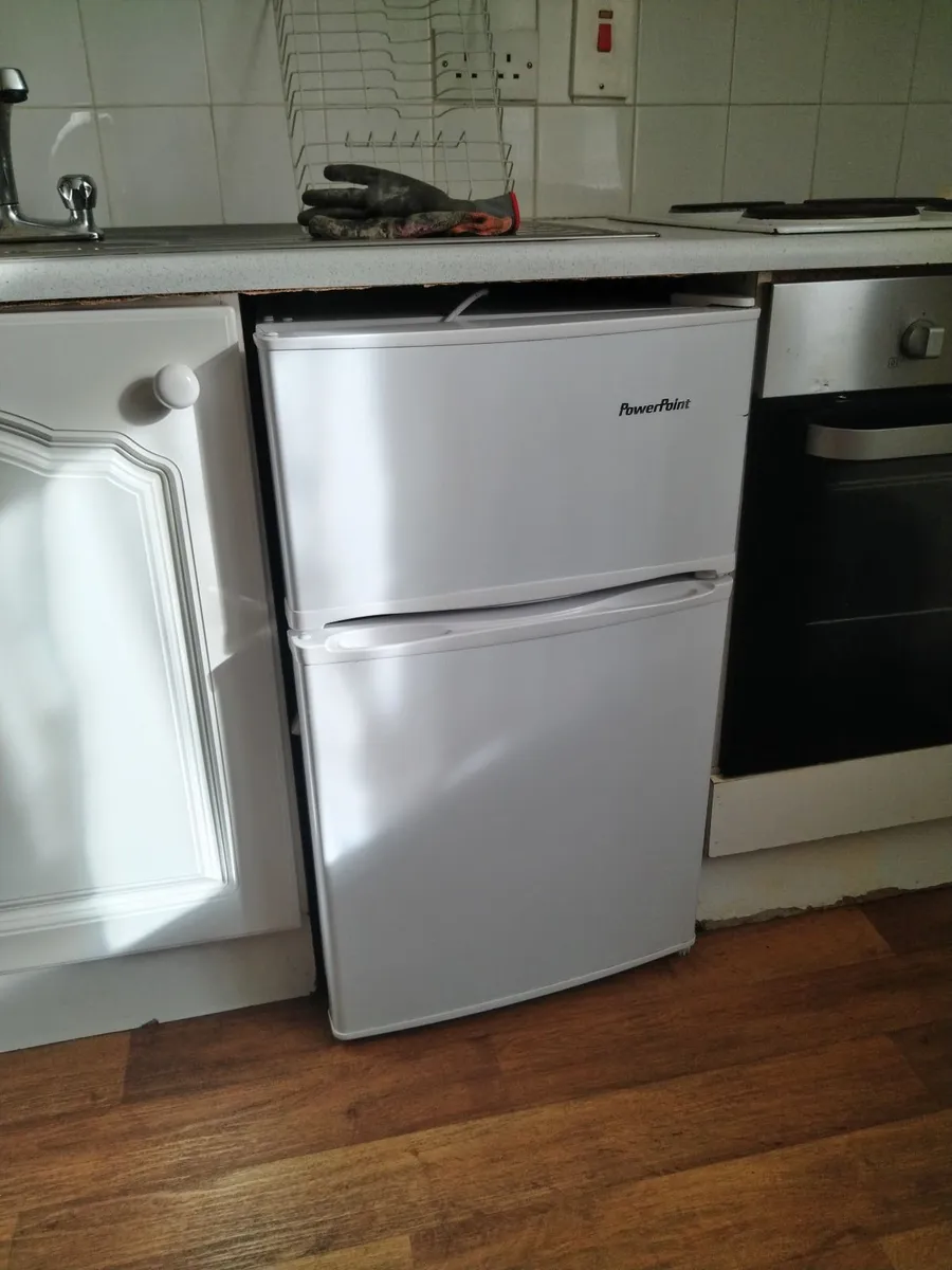 4* Undercounter Fridge Freezers - Image 3