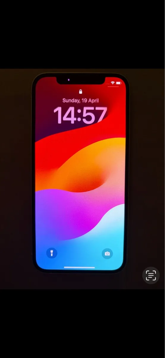 iPhone 12 - Image 1