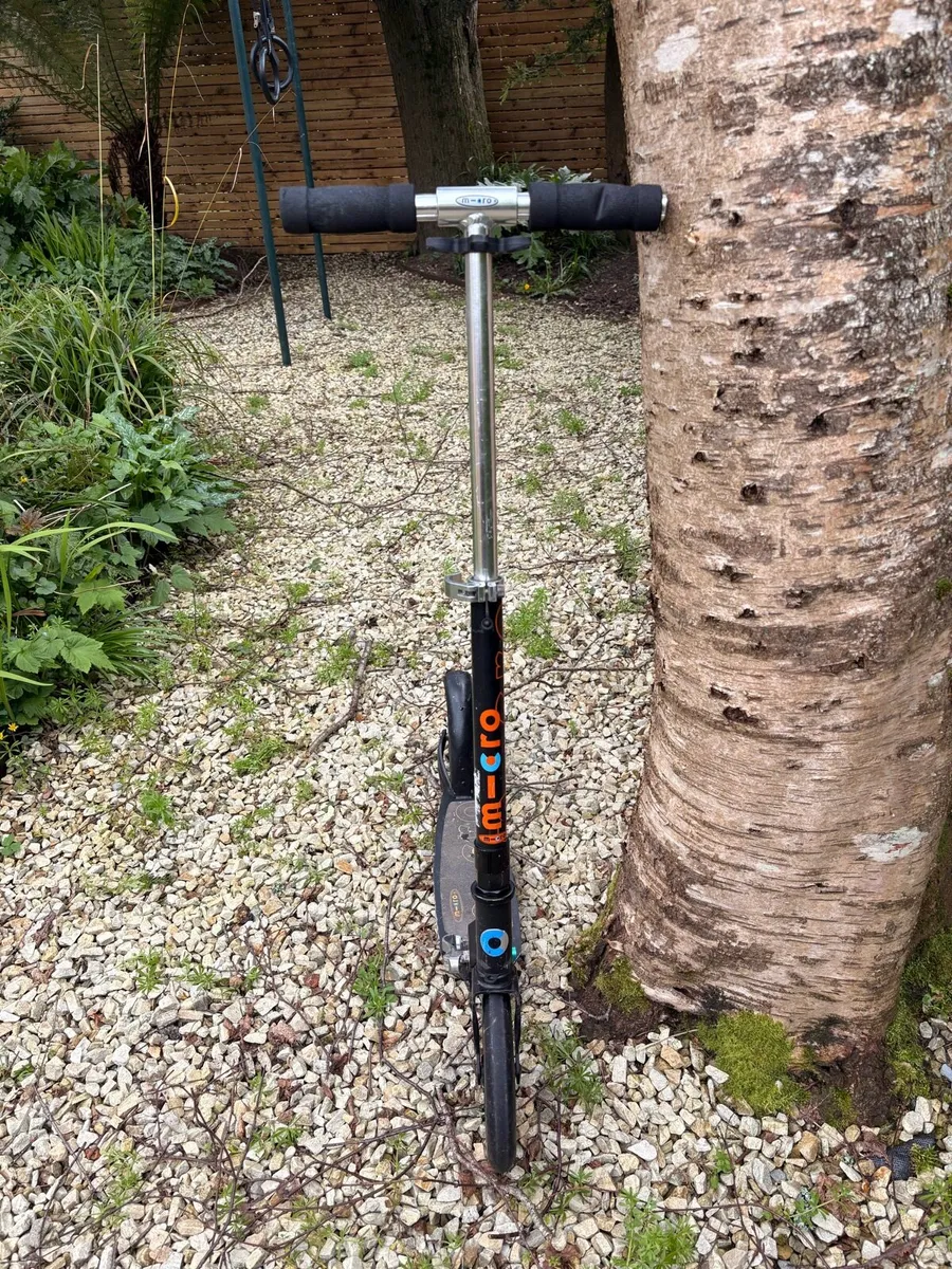 Micro Scooter - Image 2