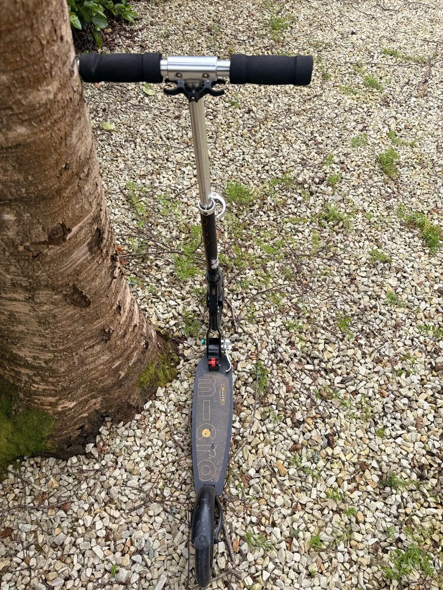 Micro Scooter - Image 3