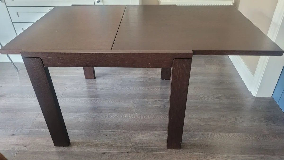 Calligaris, Solid Wood, Extendable Dining Table - Image 2