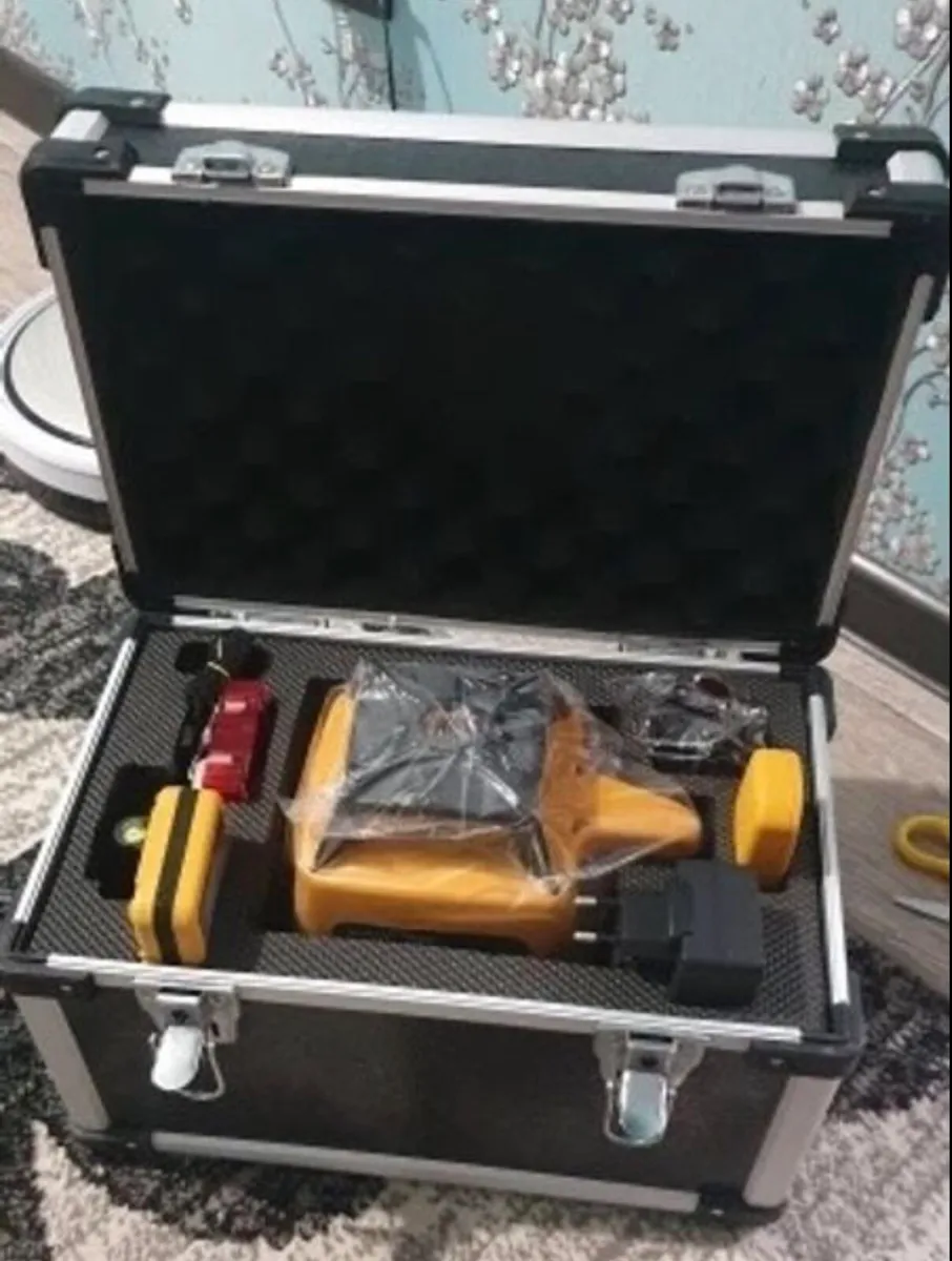 Self Levelling Rotating Rotary Laser Level - Image 1