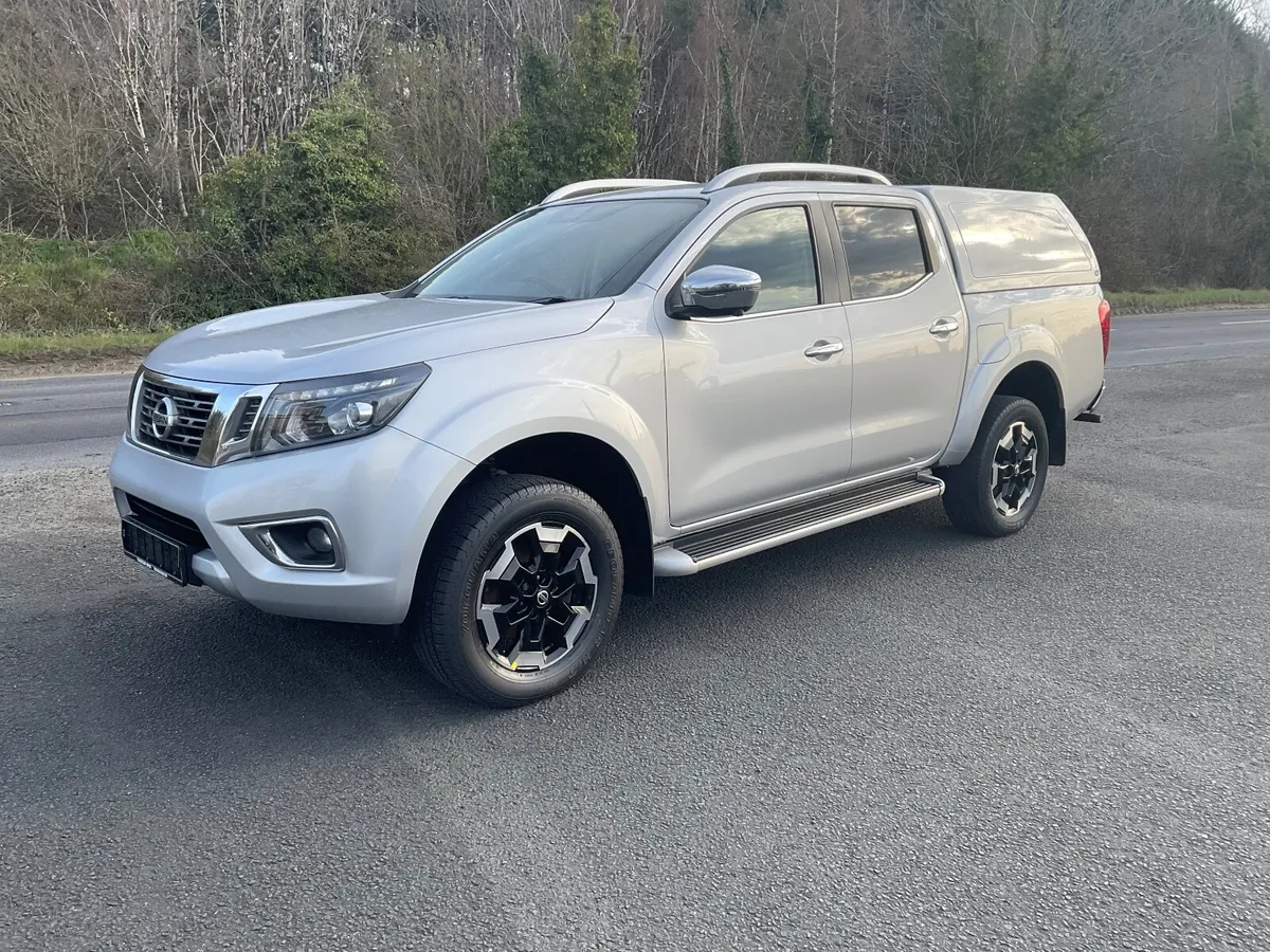 2020 Nissan Navara Tekna AUTO - Image 2