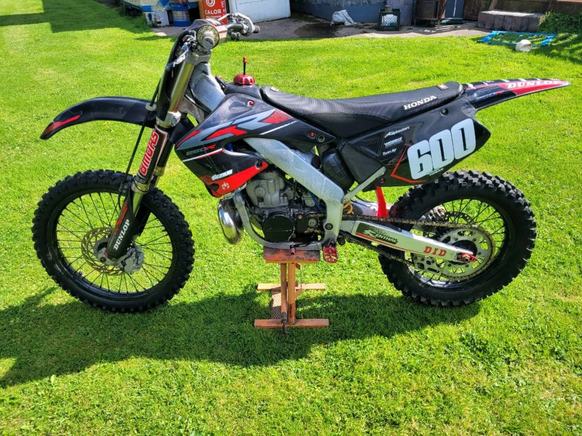 Honda CR 250 - Image 1