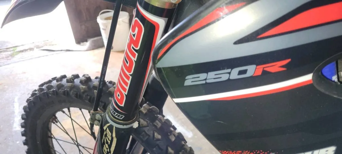 Honda CR 250 - Image 2