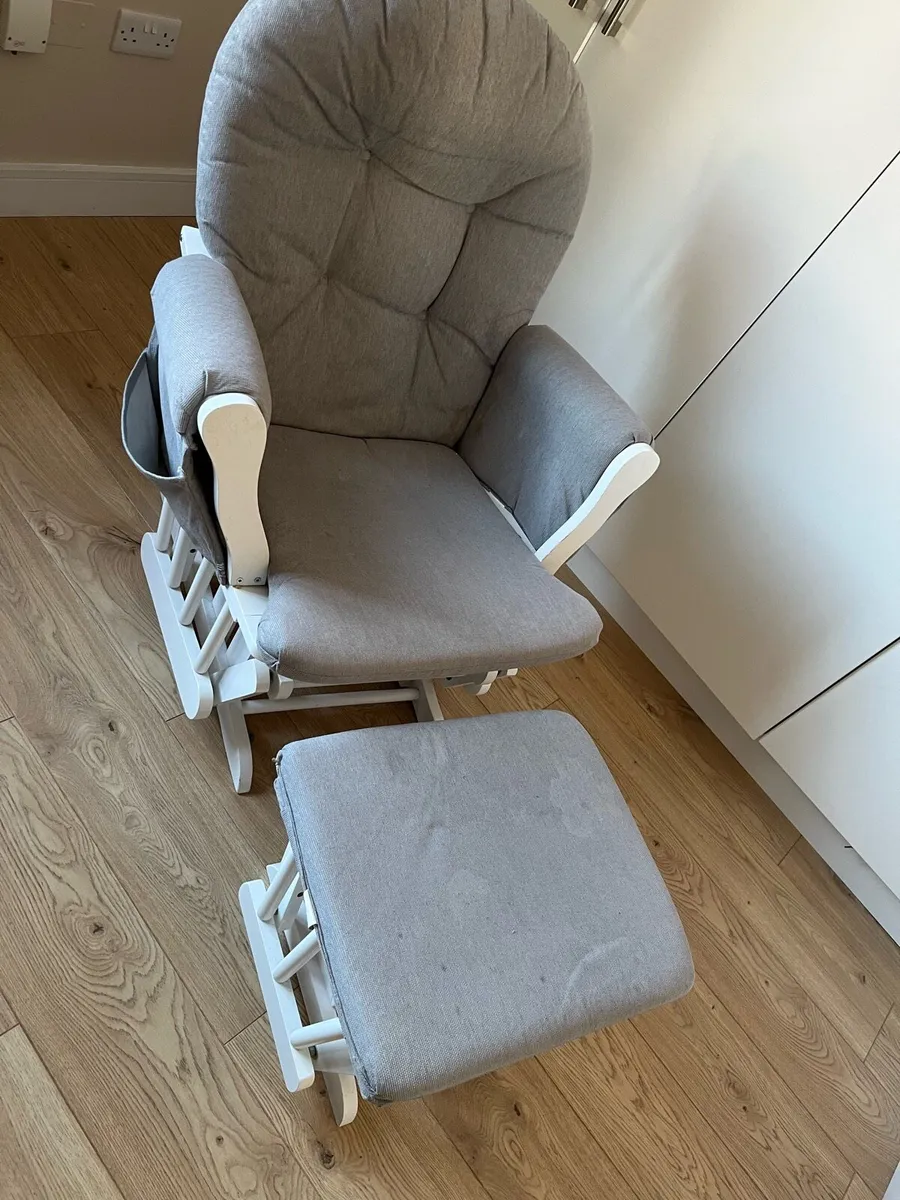 Glider & Footstool (Free) - Image 2