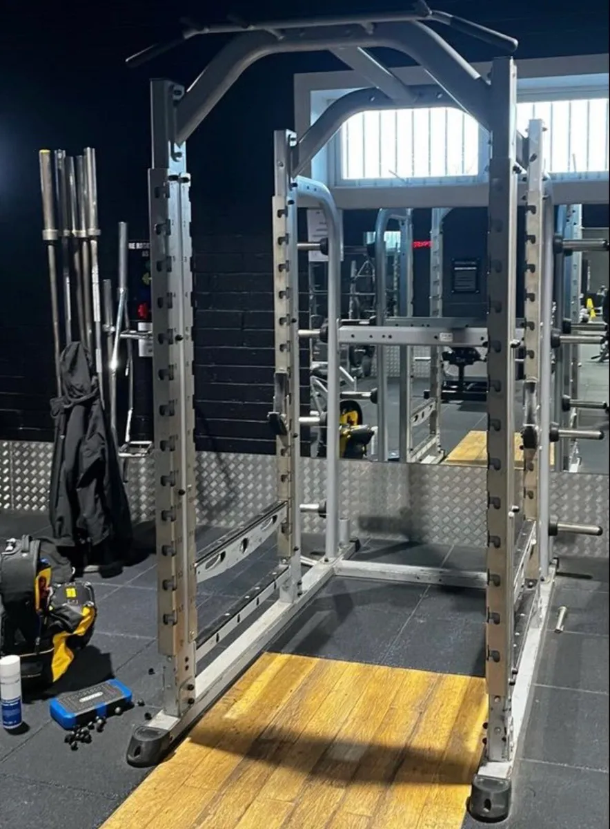 Indigo fitness power tack cage & matching bench - Image 2