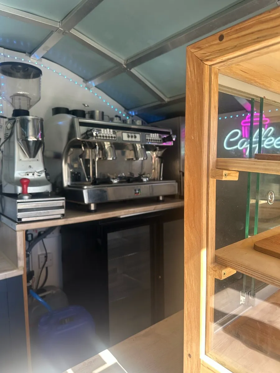 Vintage Coffee Trailer - Image 4