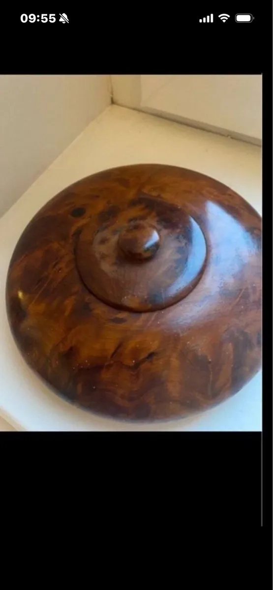 Handcrafted Walnut Jewellery / Trinket Box - Image 2