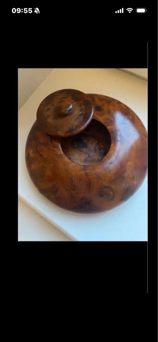 Handcrafted Walnut Jewellery / Trinket Box - Image 4