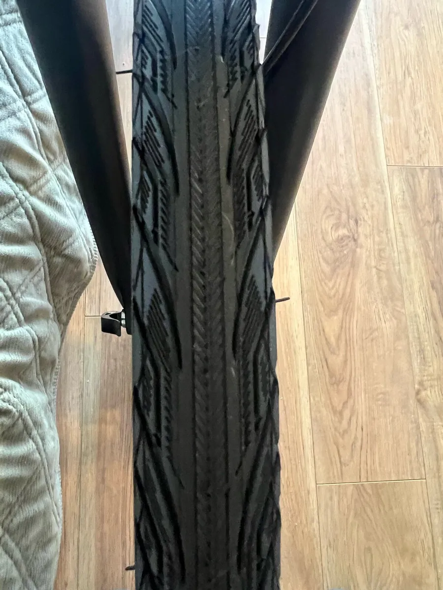 Boardman hybrid bike - Image 2