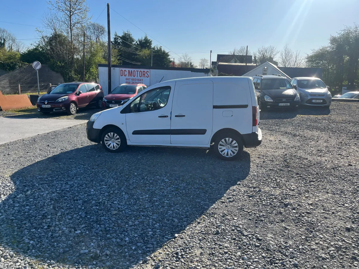 2017 Citroen Berlingo enterprise model 3 seater - Image 1