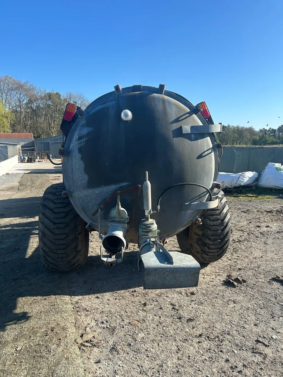 1600 gallon Rossmore - Image 3