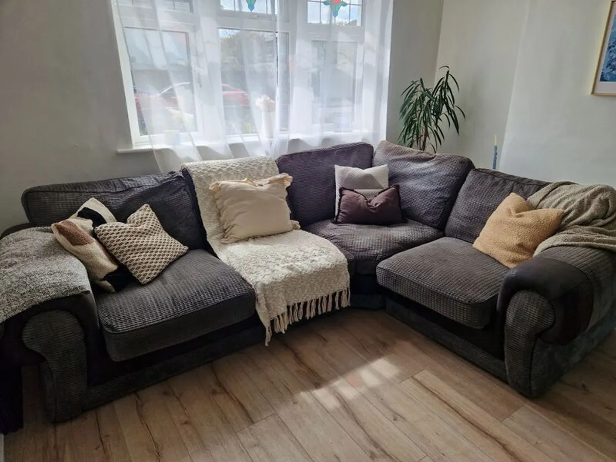 Marl grey L shaped couch and armchair set - Image 1