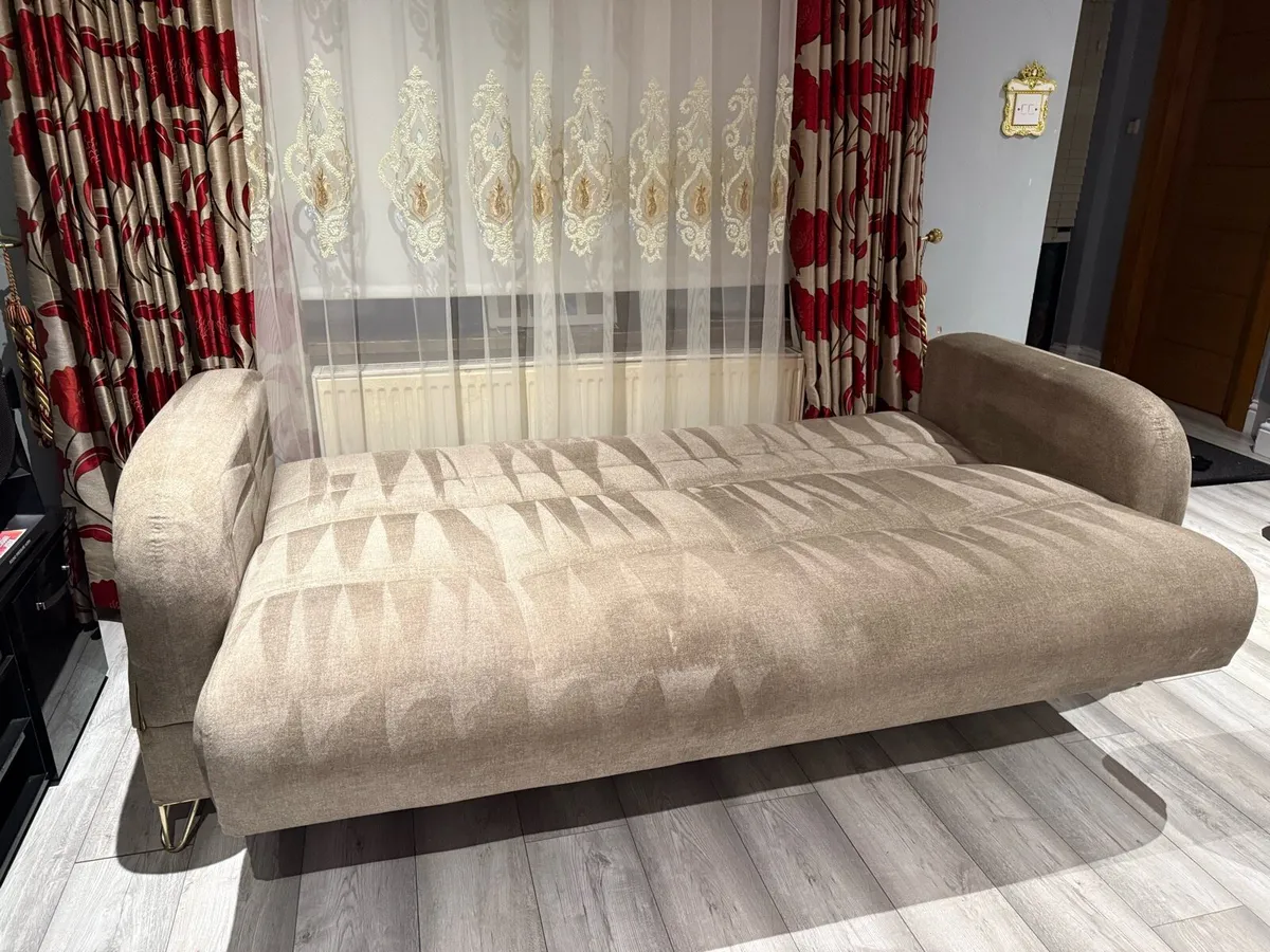 3 seater sofa bed - Image 4