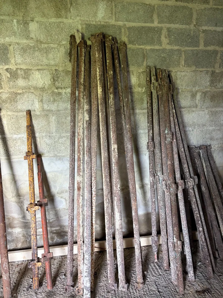 Scaffolding for sale - Image 4