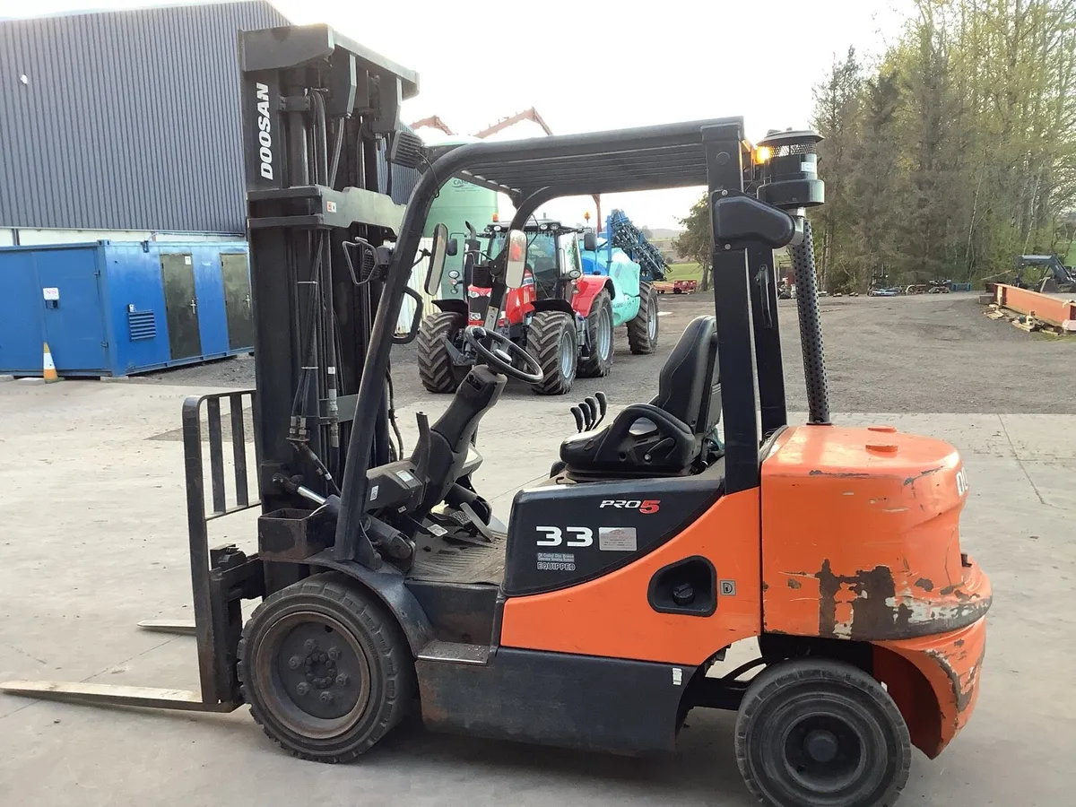 Dooson Forklift - Image 2