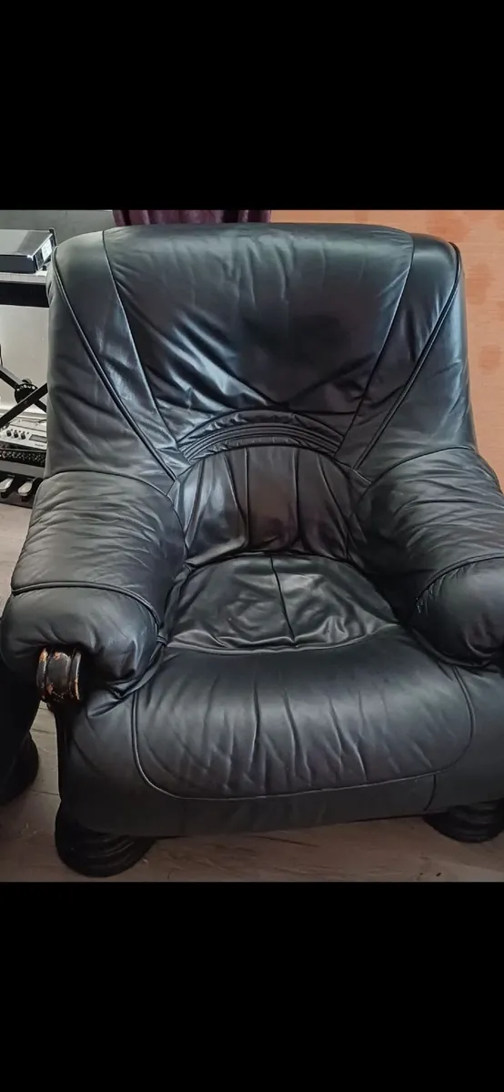 Leather suite - Image 2