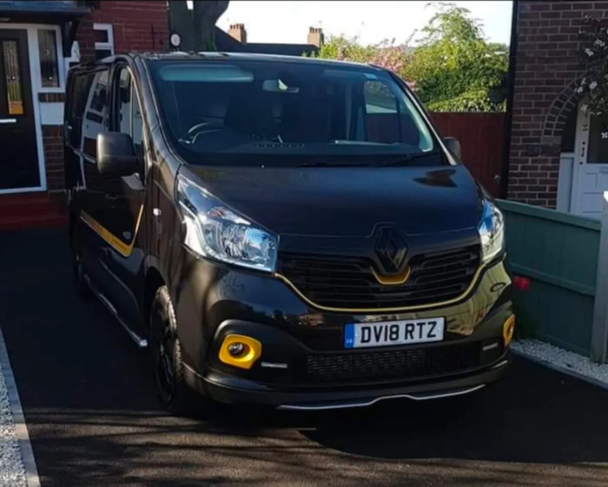 Renault Trafic Sport+ Splitter - Image 3