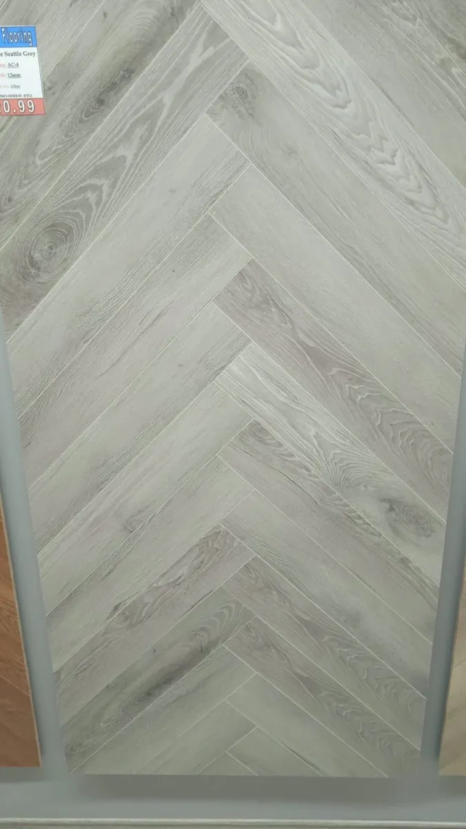 All new laminate herringbone flooring - Image 3