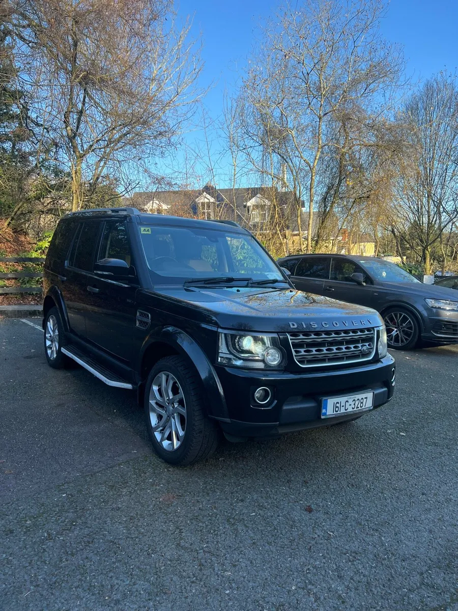 Land Rover Discovery 3.0 TDV6 AUTO - Image 2