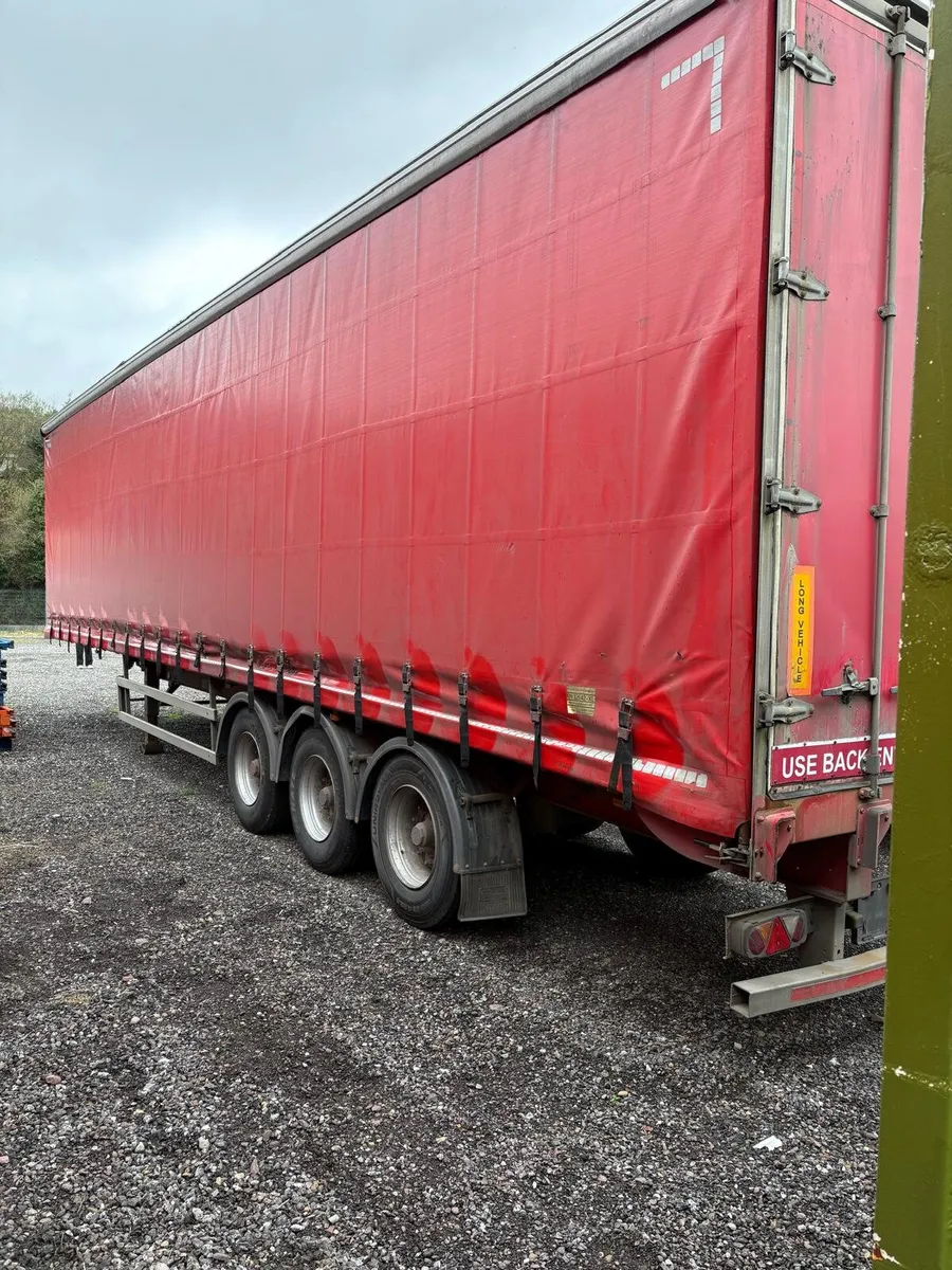 Curtainsider Tri Axel - Image 2
