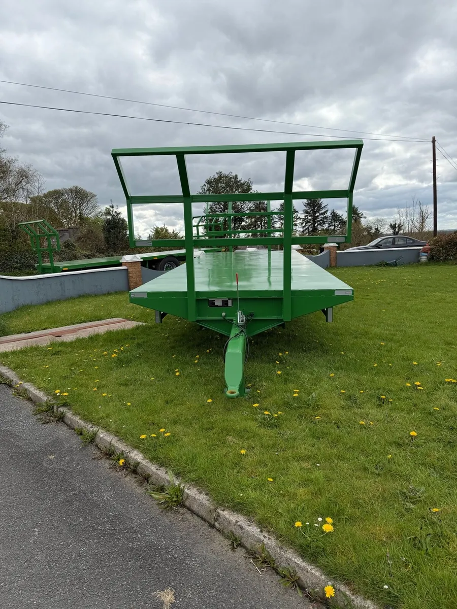 24 by 8 with floatation wheels lights and brakes - Image 4