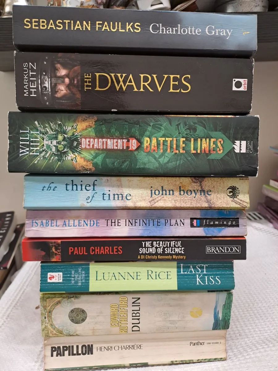 26 fiction books - Image 2