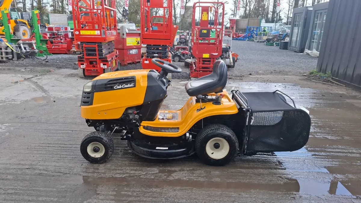 Cub Cadet LT1 Force Ride-On Mower - Image 4