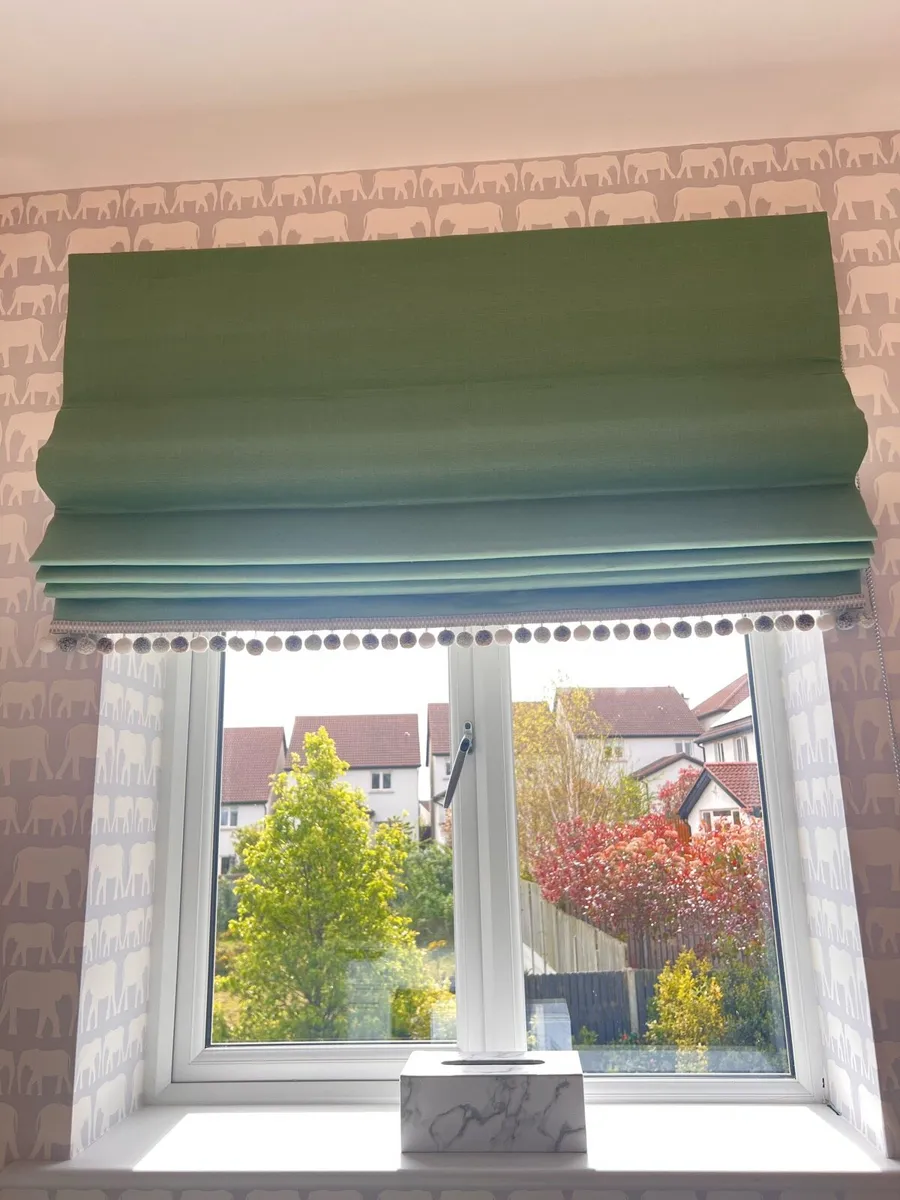 Roman Blinds - Black Out - Image 1