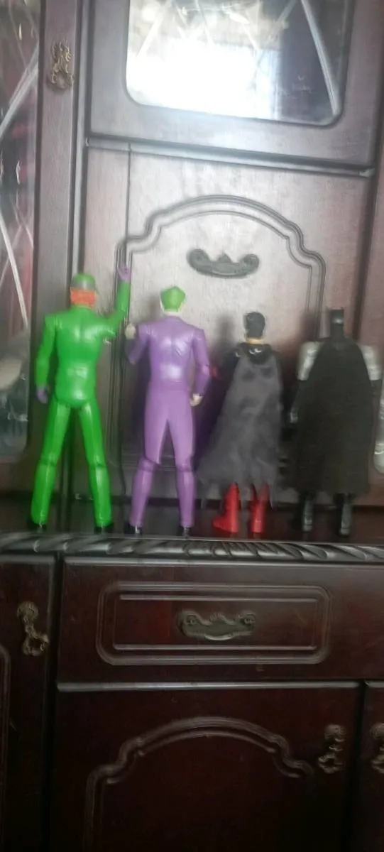A COLLECTION OF DC COMICS ACTION  FIGURES. - Image 2