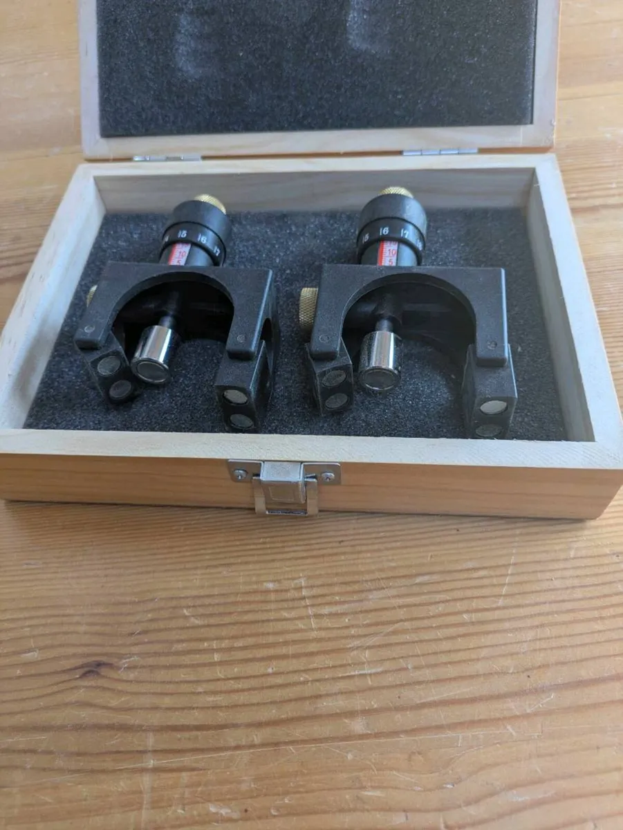 Planer blade adjustment guides - Image 2