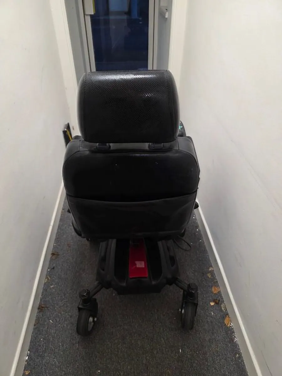 Electric (power) Wheelchair - Image 4