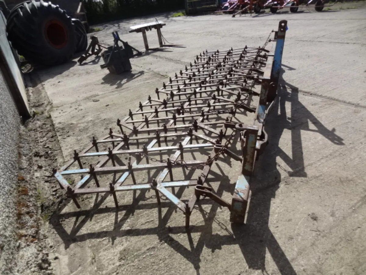 Parmiter Heavy Duty Mounted Pin Harrow - Image 4